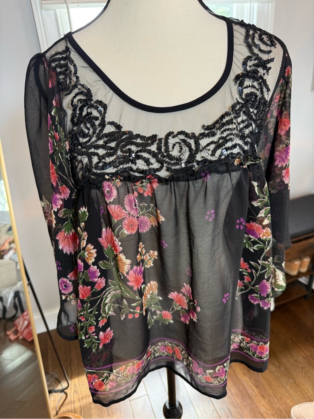 Mandee Black Sheer Floral Lace-Trim Blouse Size Large